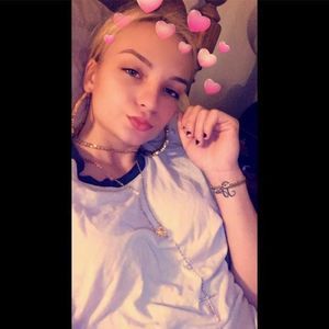 Meet your Posher, Christina